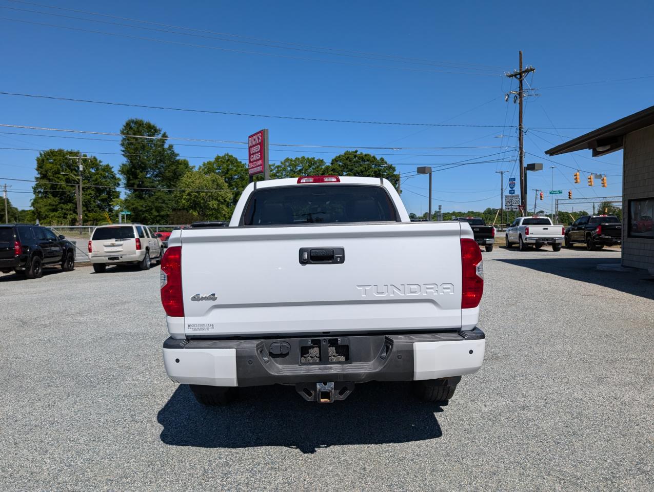 Toyota Tundra 4WD  2017