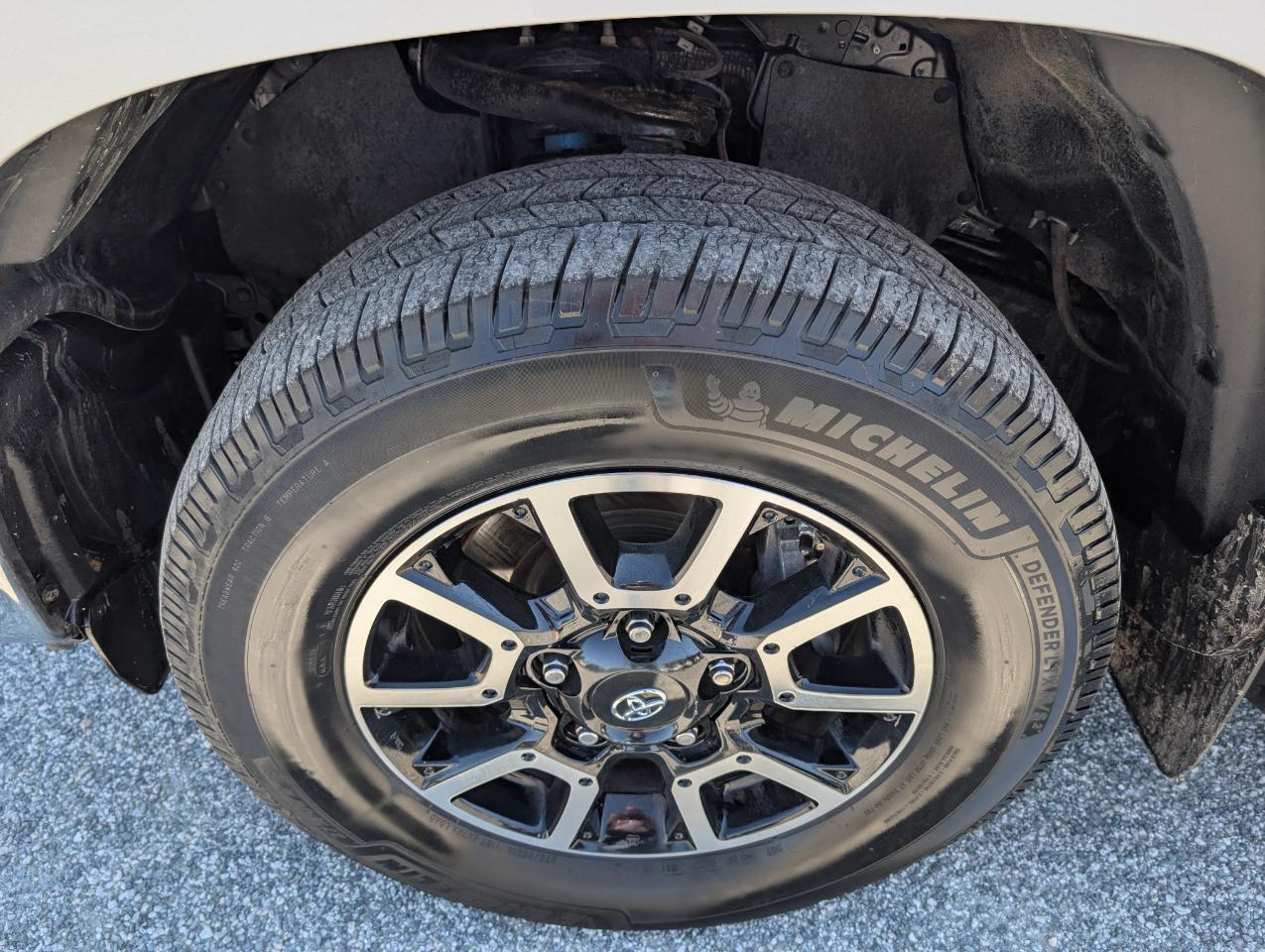 Toyota Tundra 4WD  2017