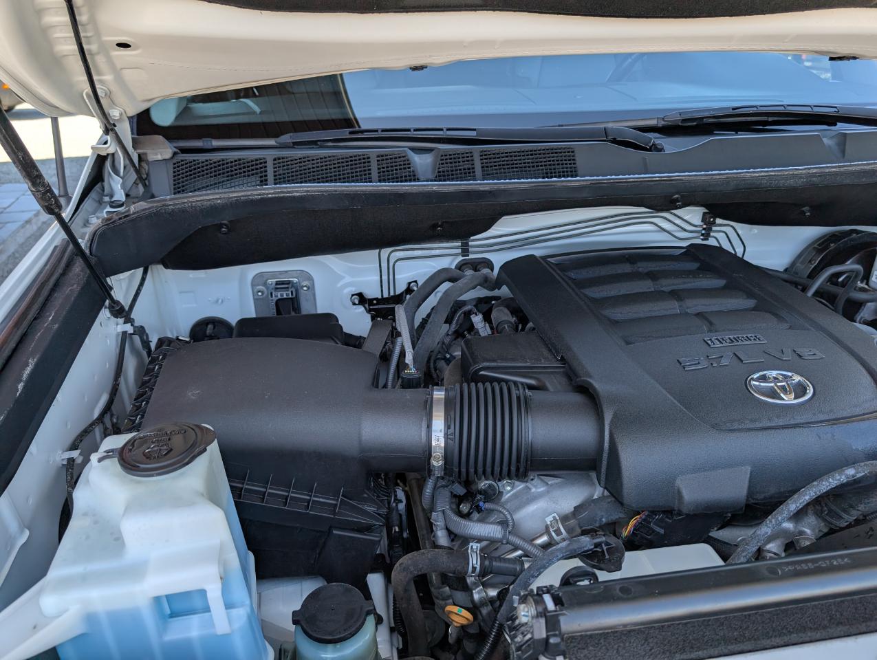 Toyota Tundra 4WD  2017