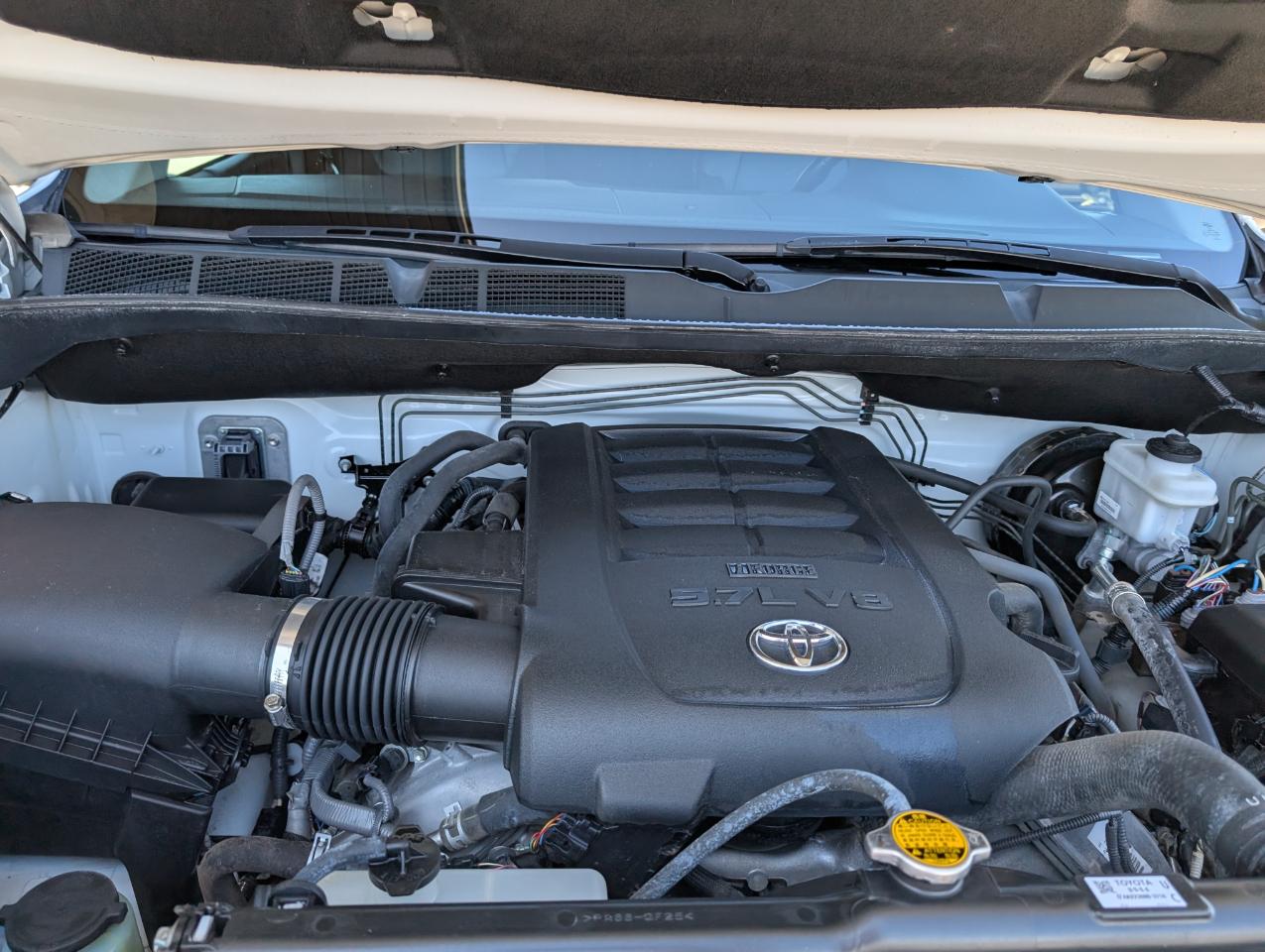 Toyota Tundra 4WD  2017