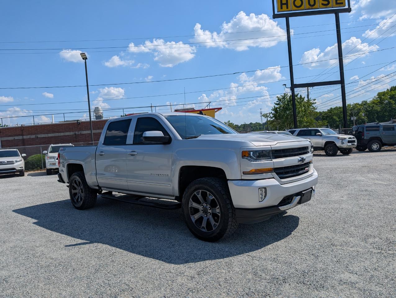 Chevrolet Silverado 1500 LT Crew Cab 4WD 2018