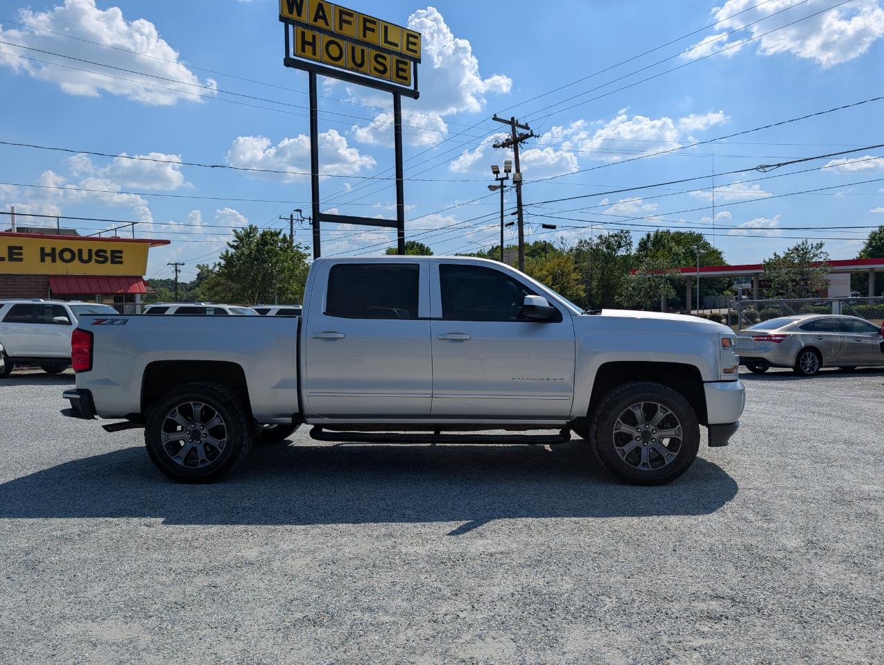 Chevrolet Silverado 1500 LT Crew Cab 4WD 2018