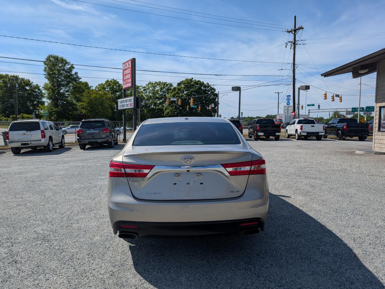 Toyota Avalon XLE 2015
