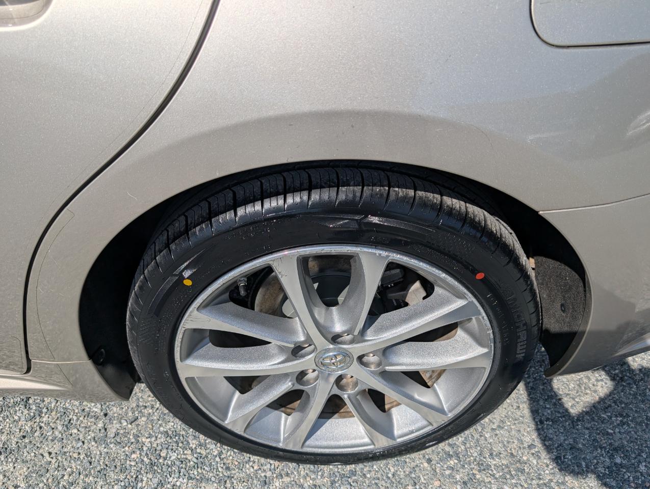 Toyota Avalon XLE 2015