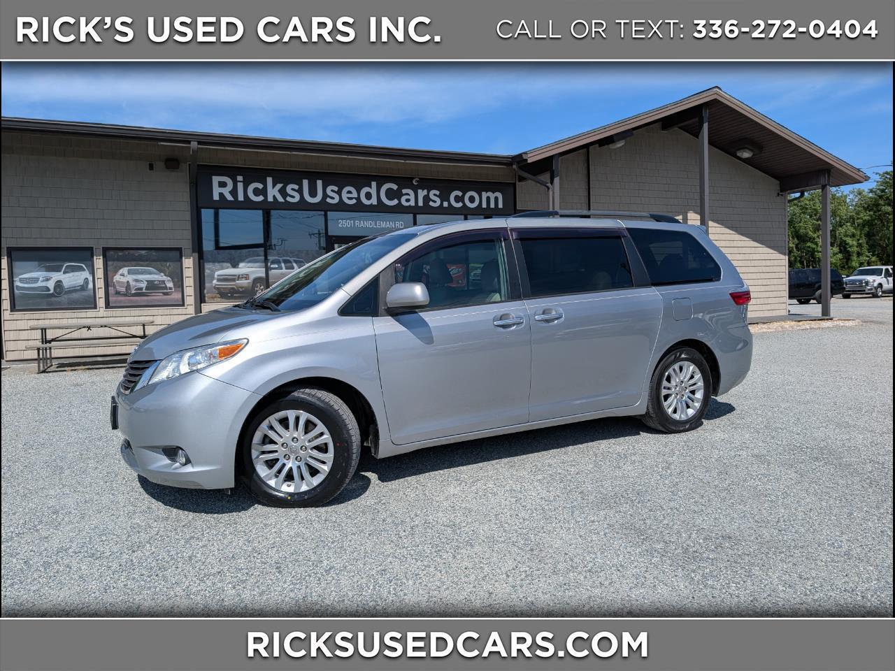 Toyota Sienna  2015