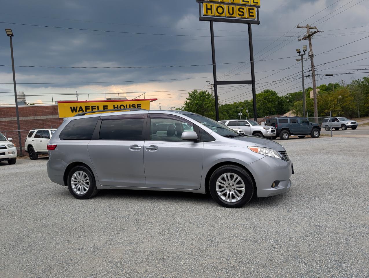 Toyota Sienna  2015