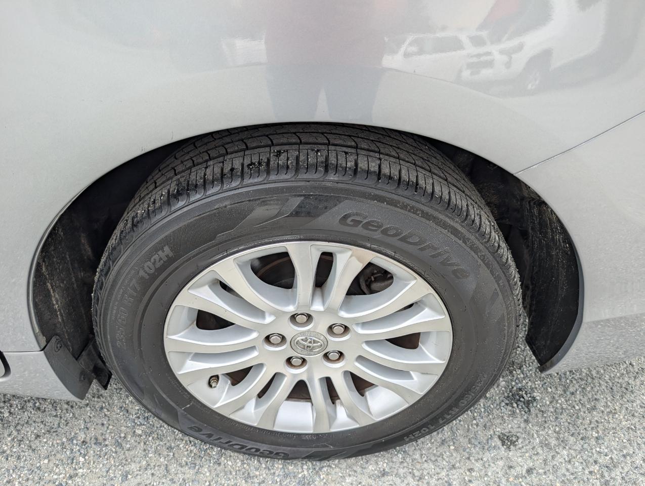 Toyota Sienna  2015