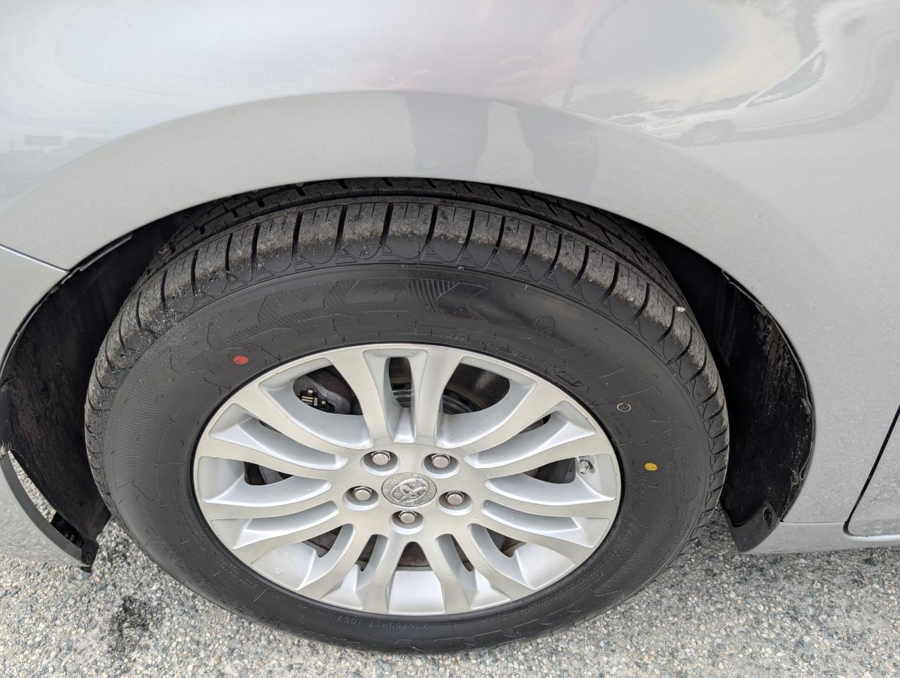 Toyota Sienna  2015
