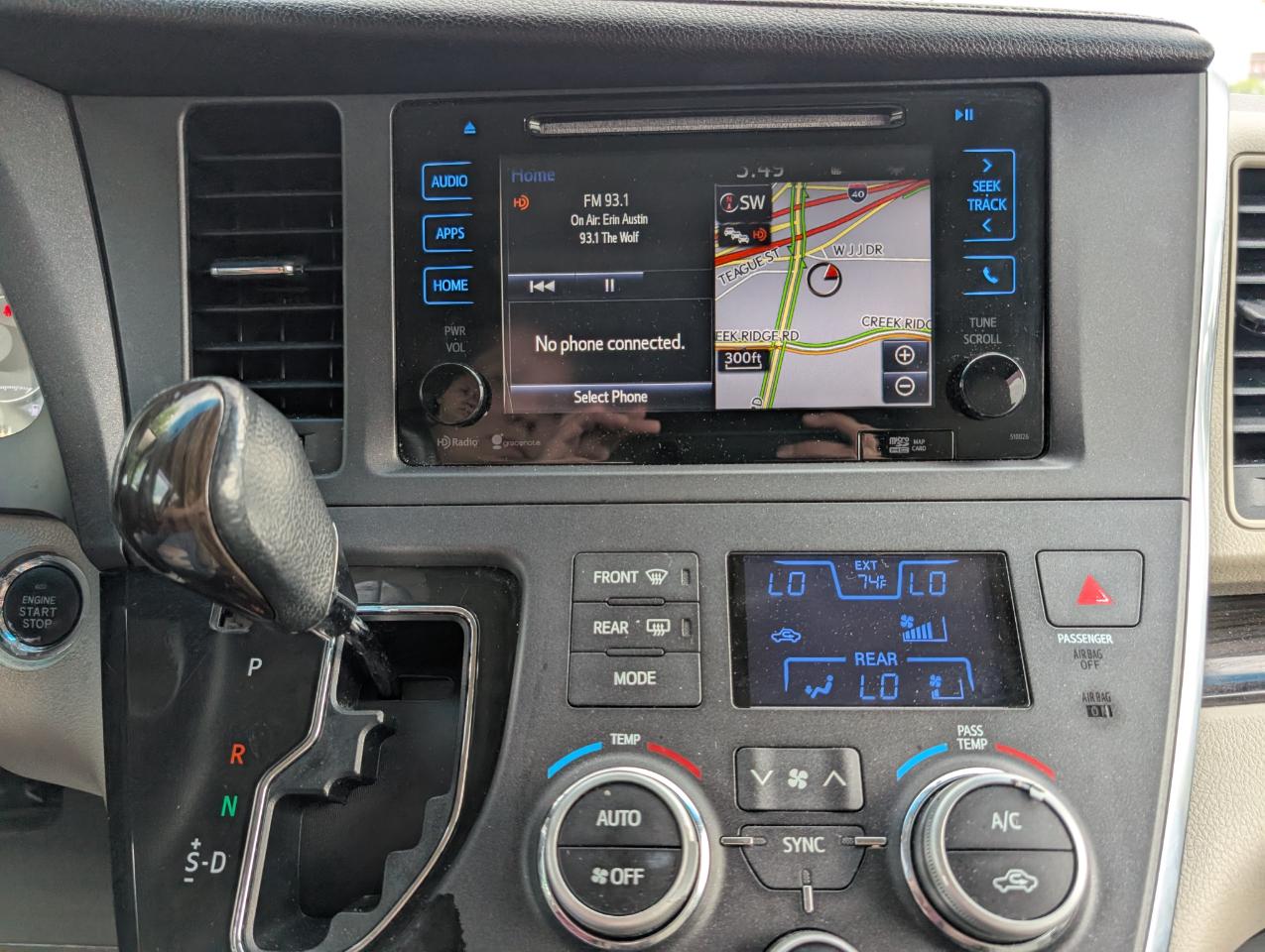 Toyota Sienna  2015