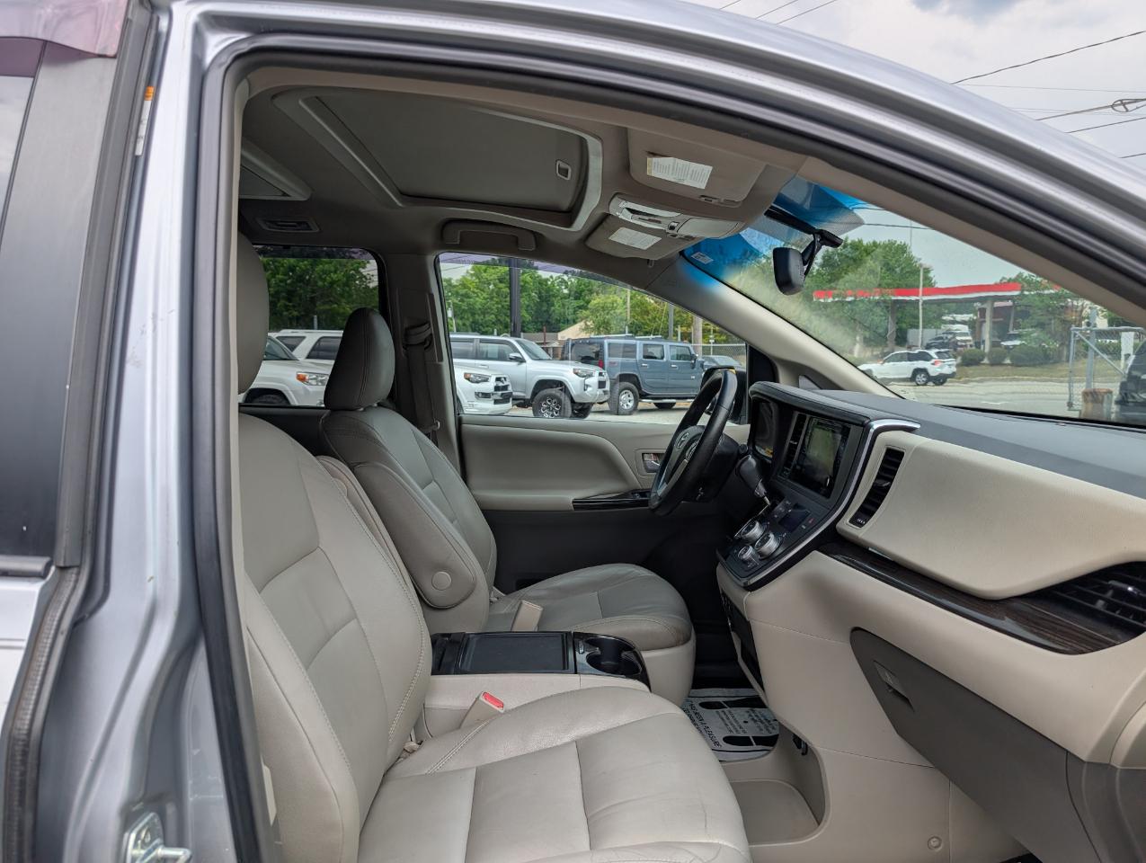 Toyota Sienna  2015