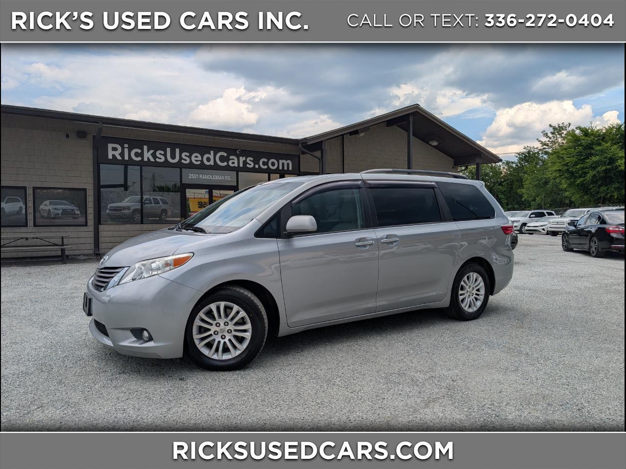 Toyota Sienna  2015