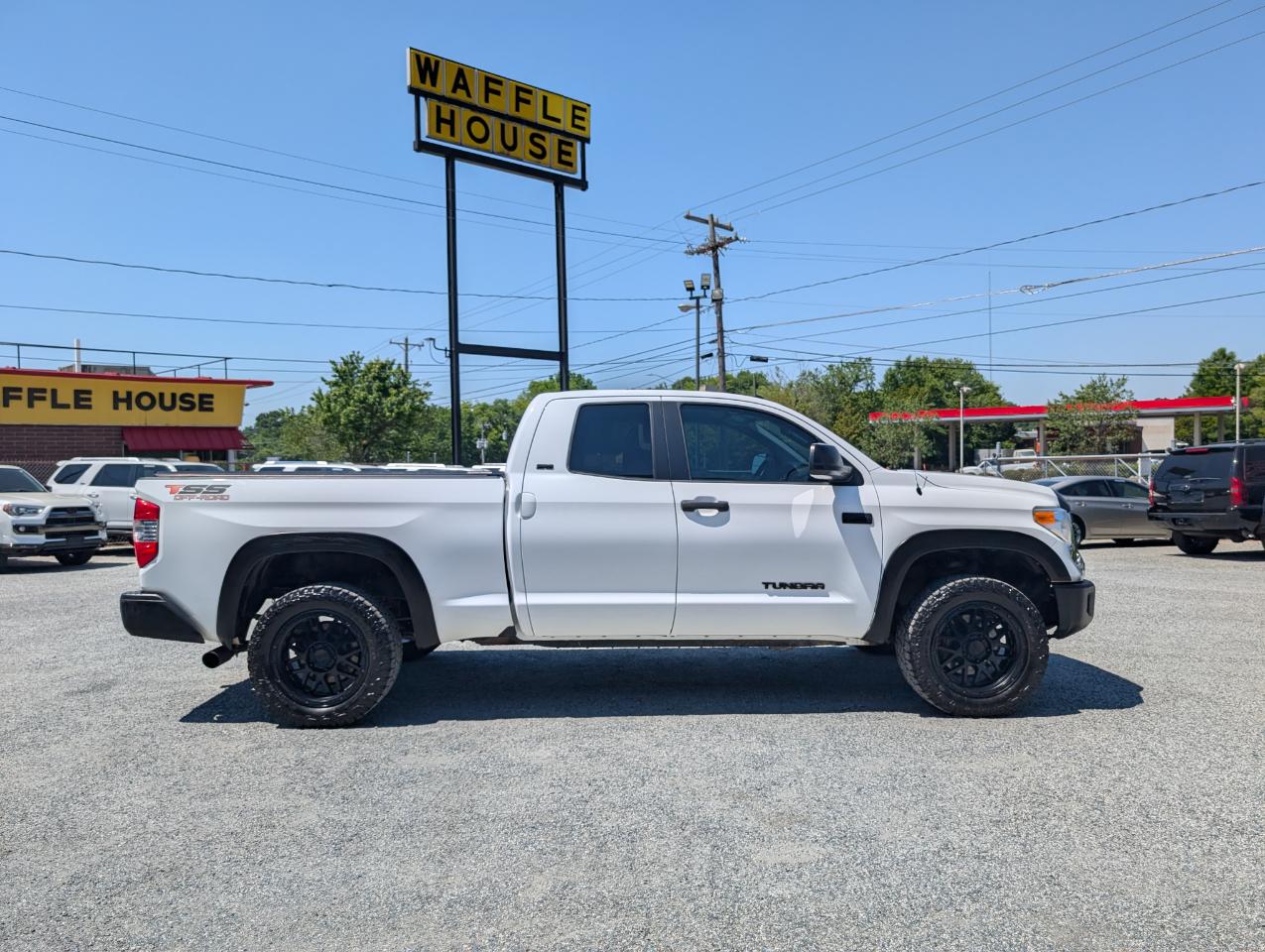 Toyota Tundra SR5 Double Cab 2016