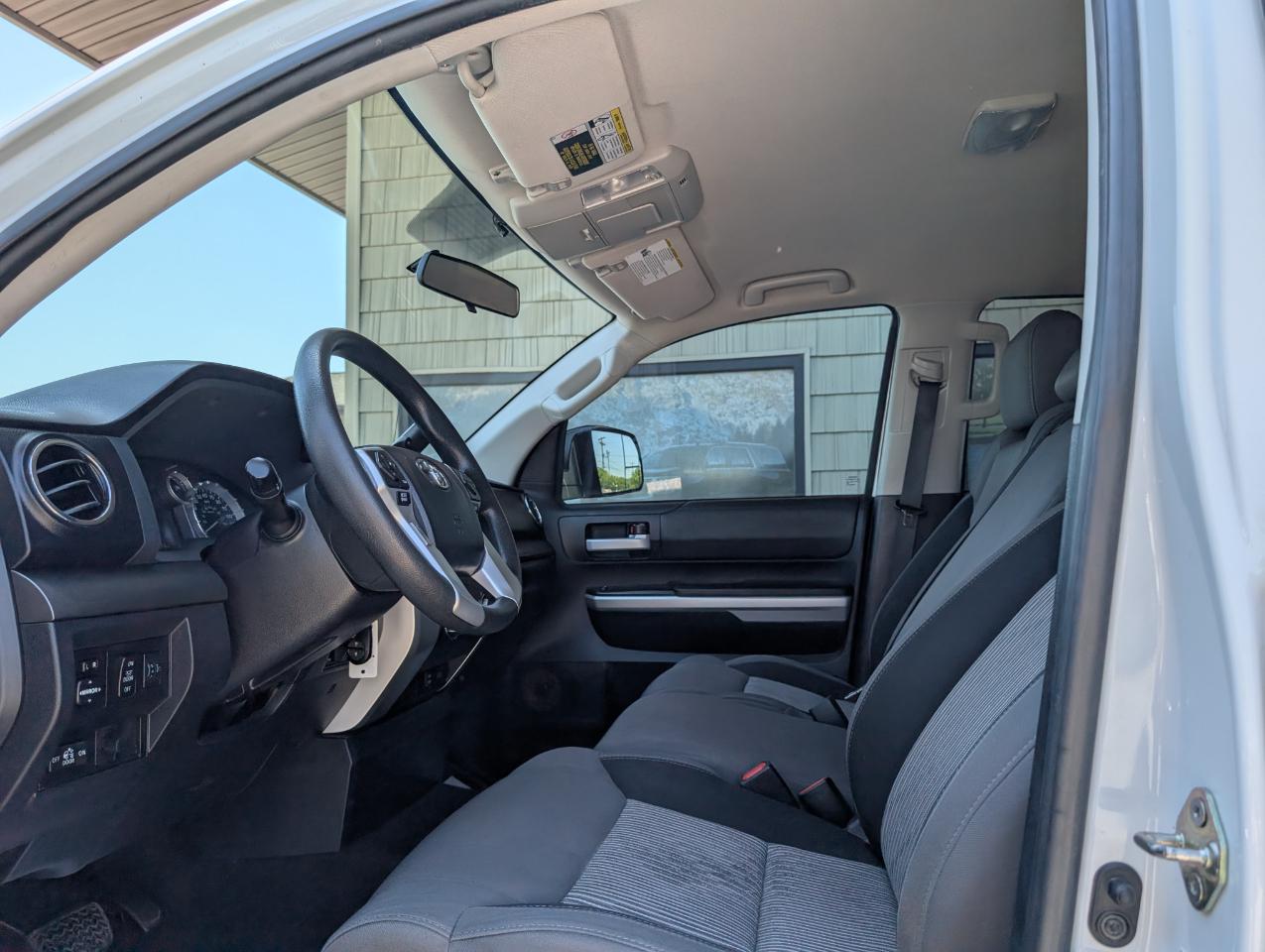 Toyota Tundra SR5 Double Cab 2016