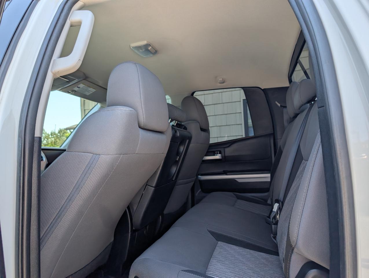 Toyota Tundra SR5 Double Cab 2016