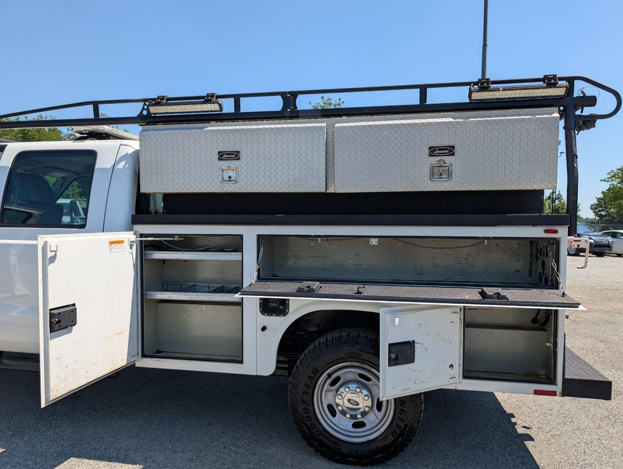 Ford Super Duty F-350 SRW  2016