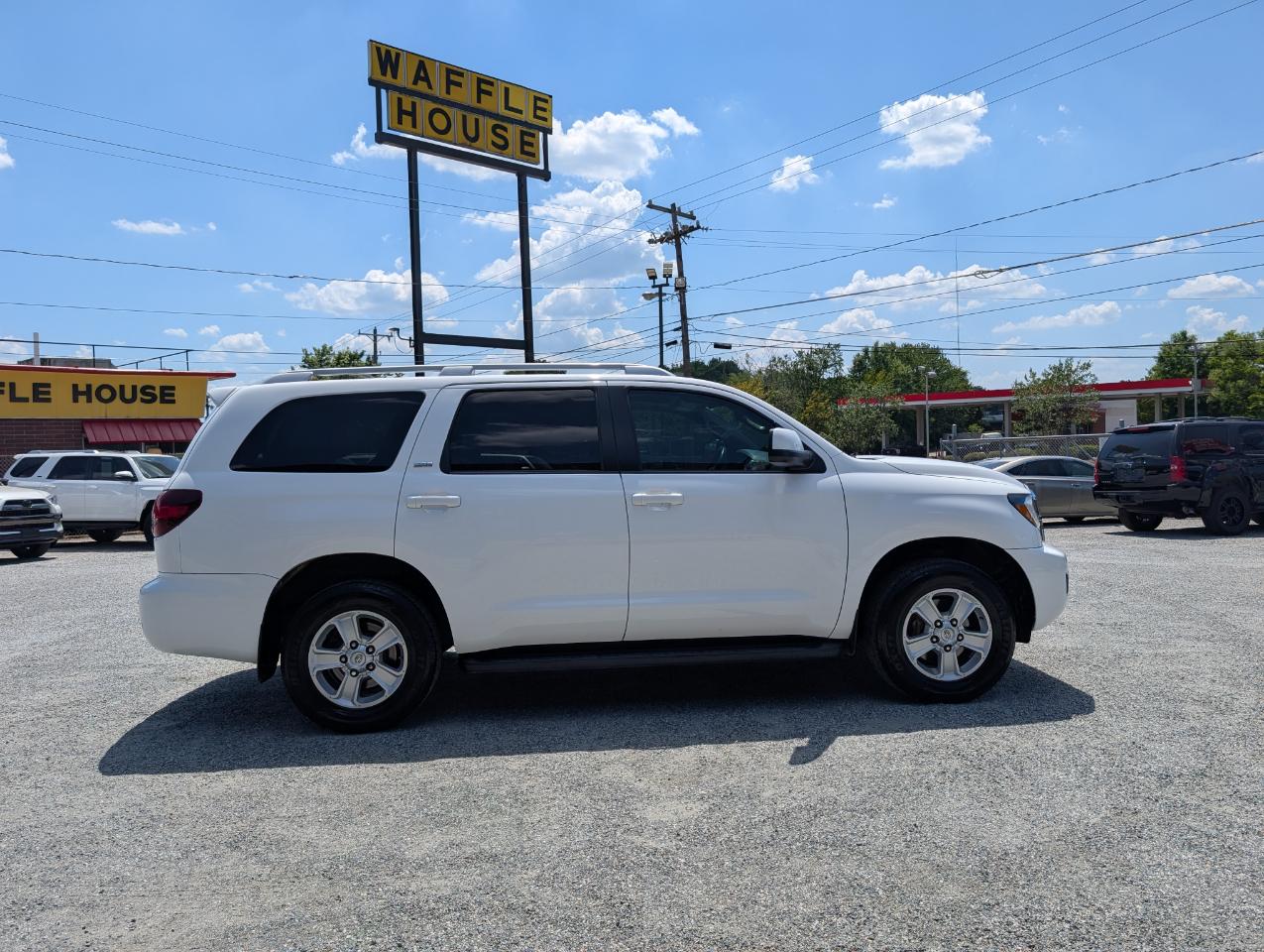 Toyota Sequoia SR5 2018