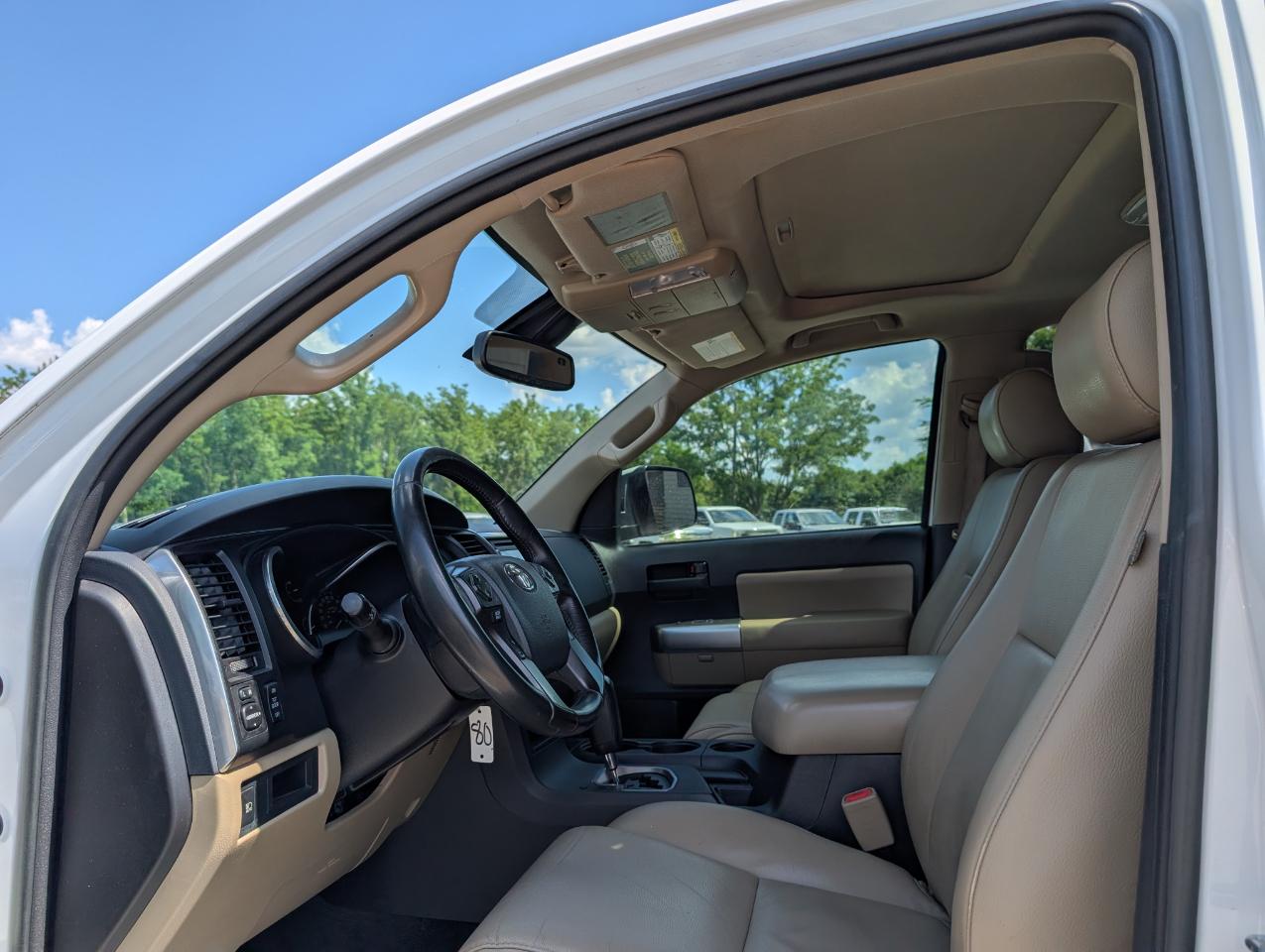 Toyota Sequoia SR5 2018