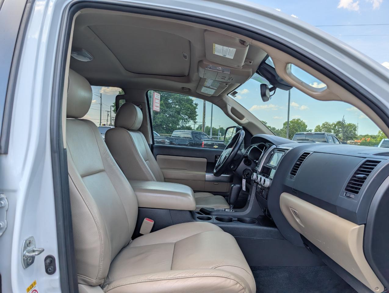 Toyota Sequoia SR5 2018