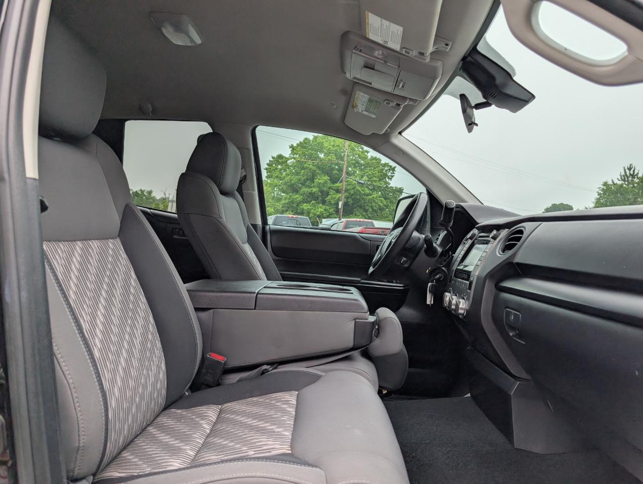 Toyota Tundra SR5 Double Cab 2019