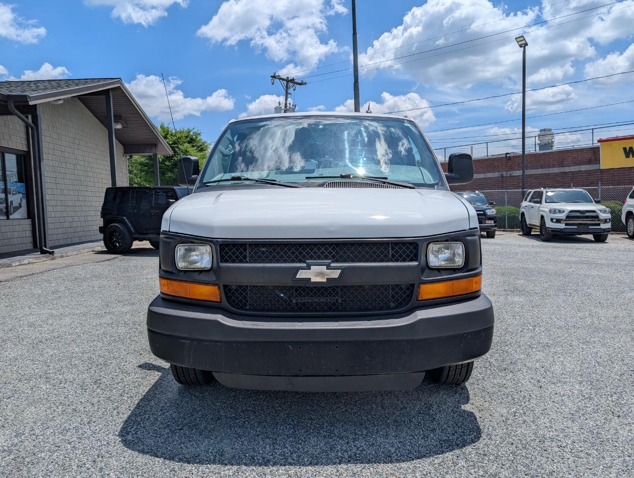 Chevrolet Express Passenger  2011