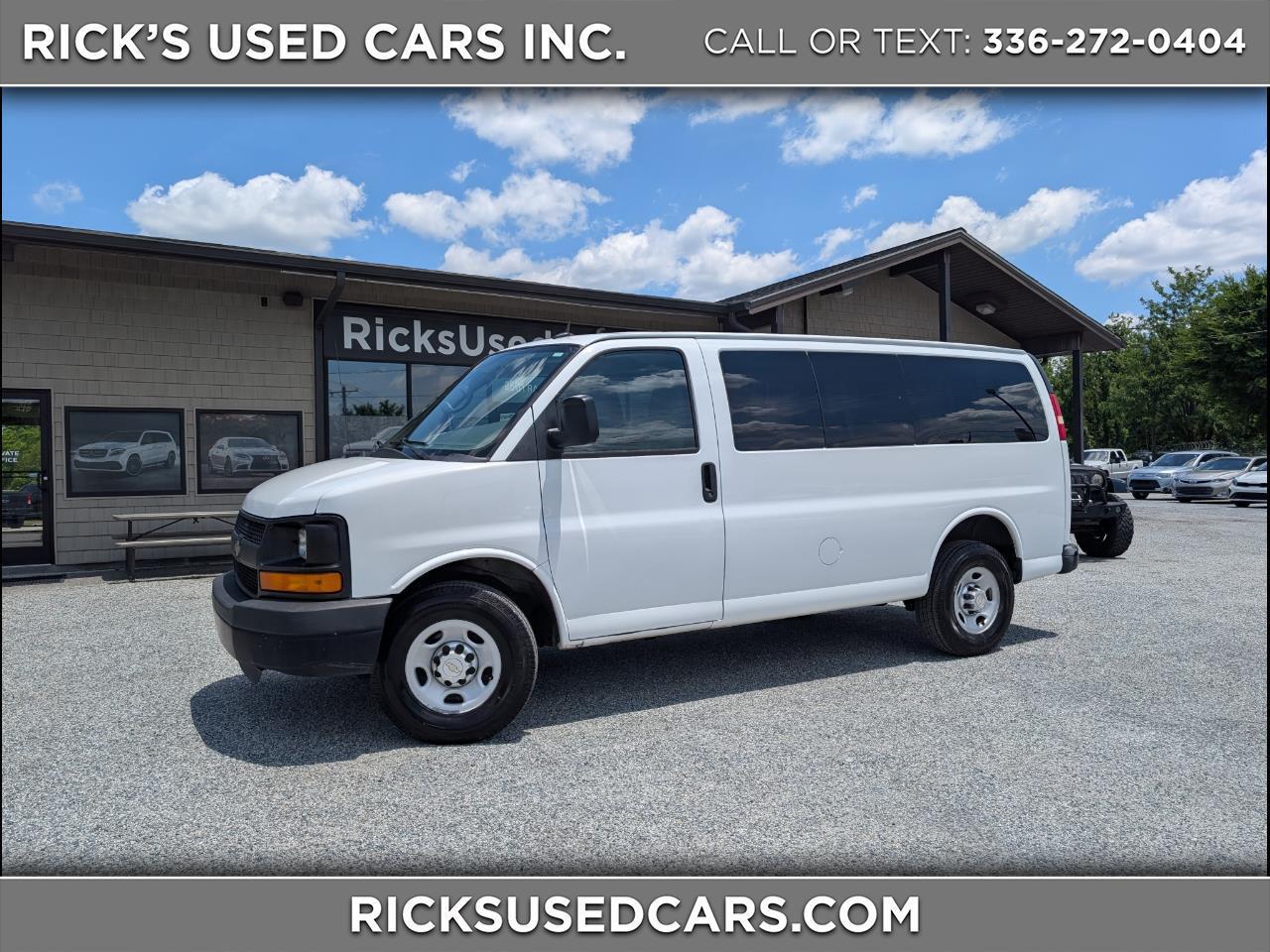 2011 Chevrolet Express Passenger LS 2500