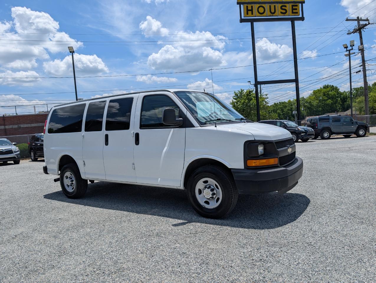 Chevrolet Express Passenger  2011