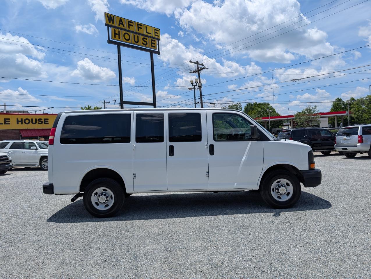 Chevrolet Express Passenger  2011