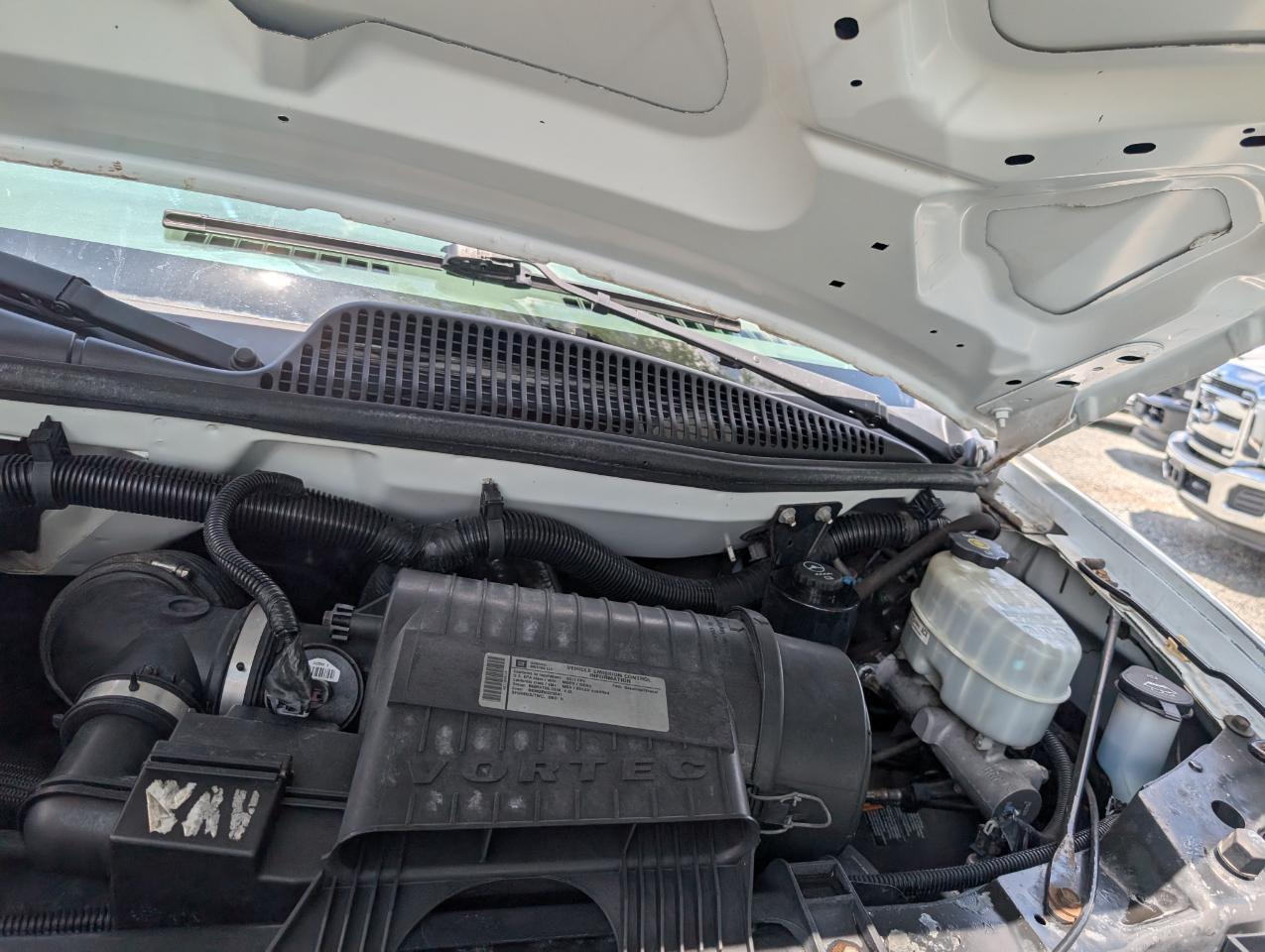 Chevrolet Express Passenger  2011