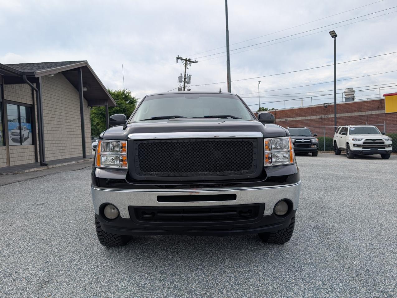 GMC Sierra 1500 SLT Crew Cab 4WD 2011