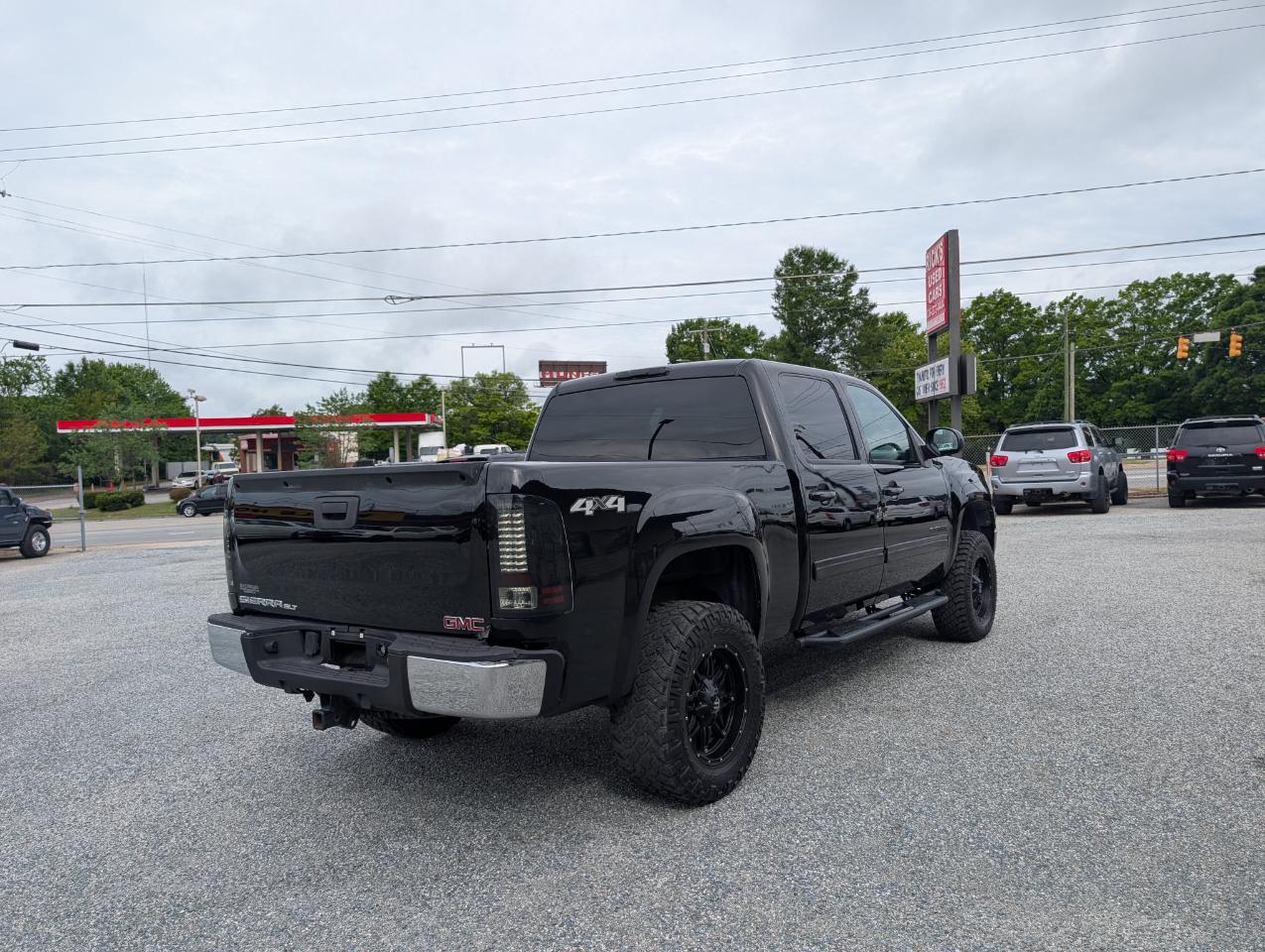 GMC Sierra 1500 SLT Crew Cab 4WD 2011