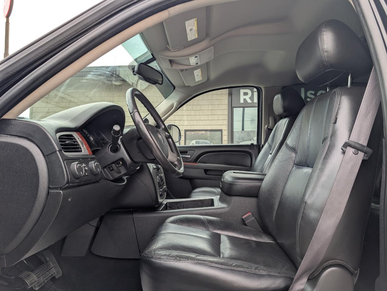 GMC Sierra 1500 SLT Crew Cab 4WD 2011