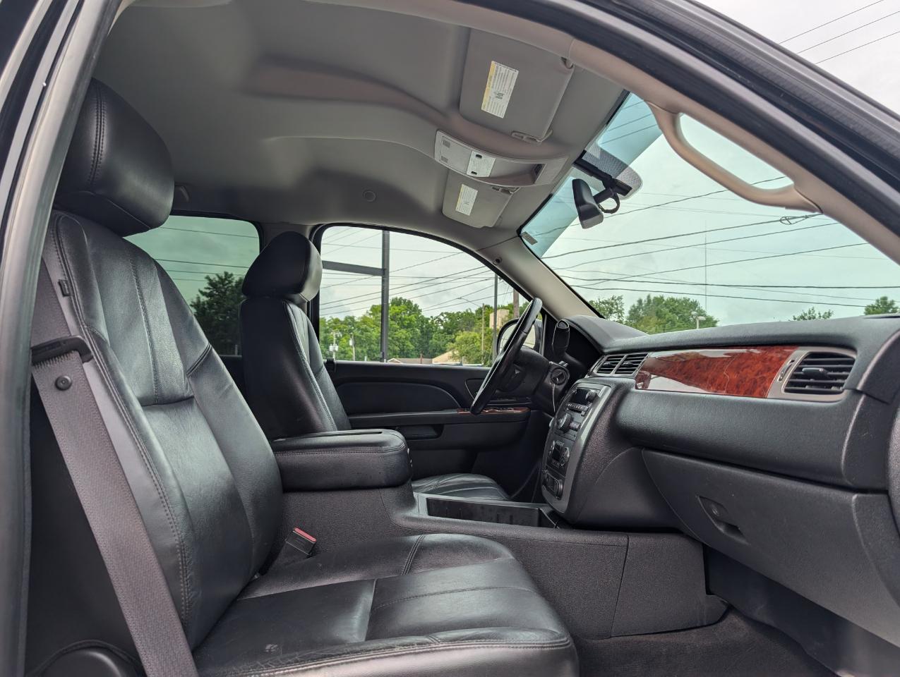 GMC Sierra 1500 SLT Crew Cab 4WD 2011
