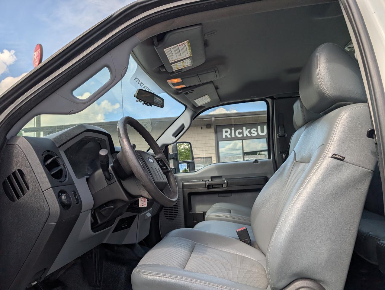 Ford Super Duty F-250 SRW  2014