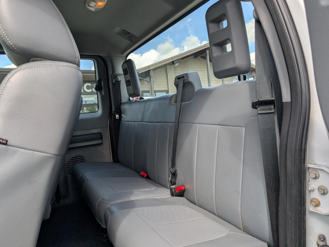 Ford Super Duty F-250 SRW  2014