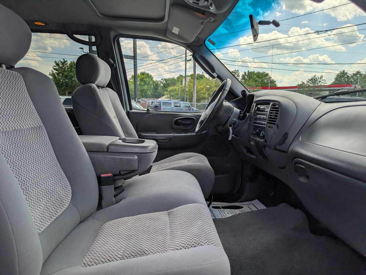 Ford F-150  2002