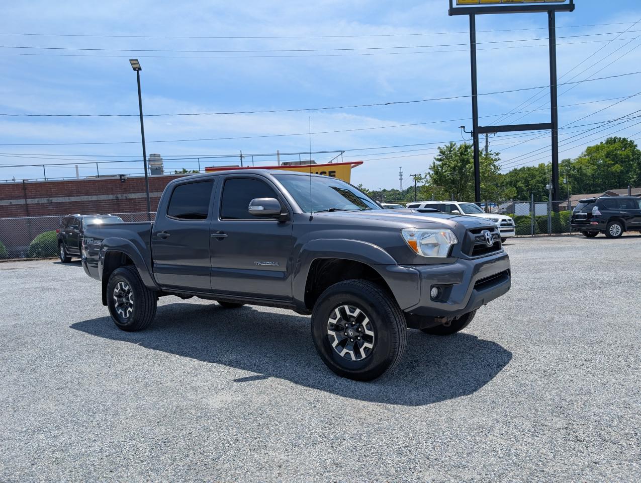 Toyota Tacoma Double Cab 4WD 2015