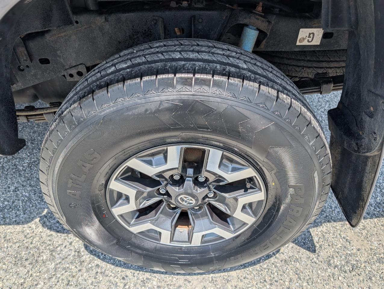 Toyota Tacoma Double Cab 4WD 2015