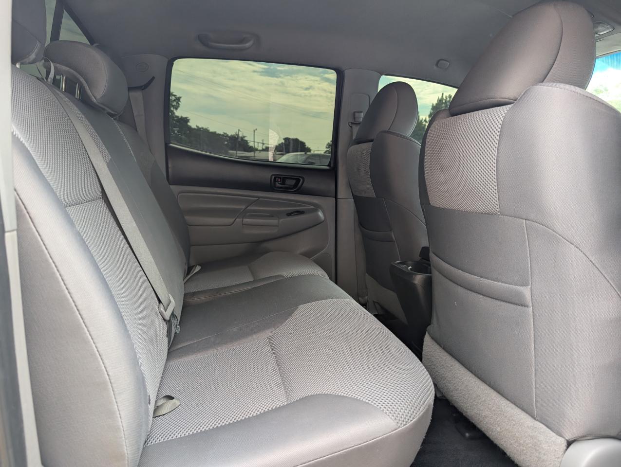 Toyota Tacoma Double Cab 4WD 2015