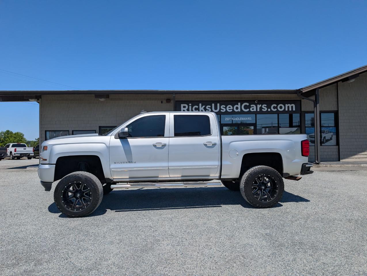 Chevrolet Silverado 1500 Z71 Crew Cab 4WD 2017