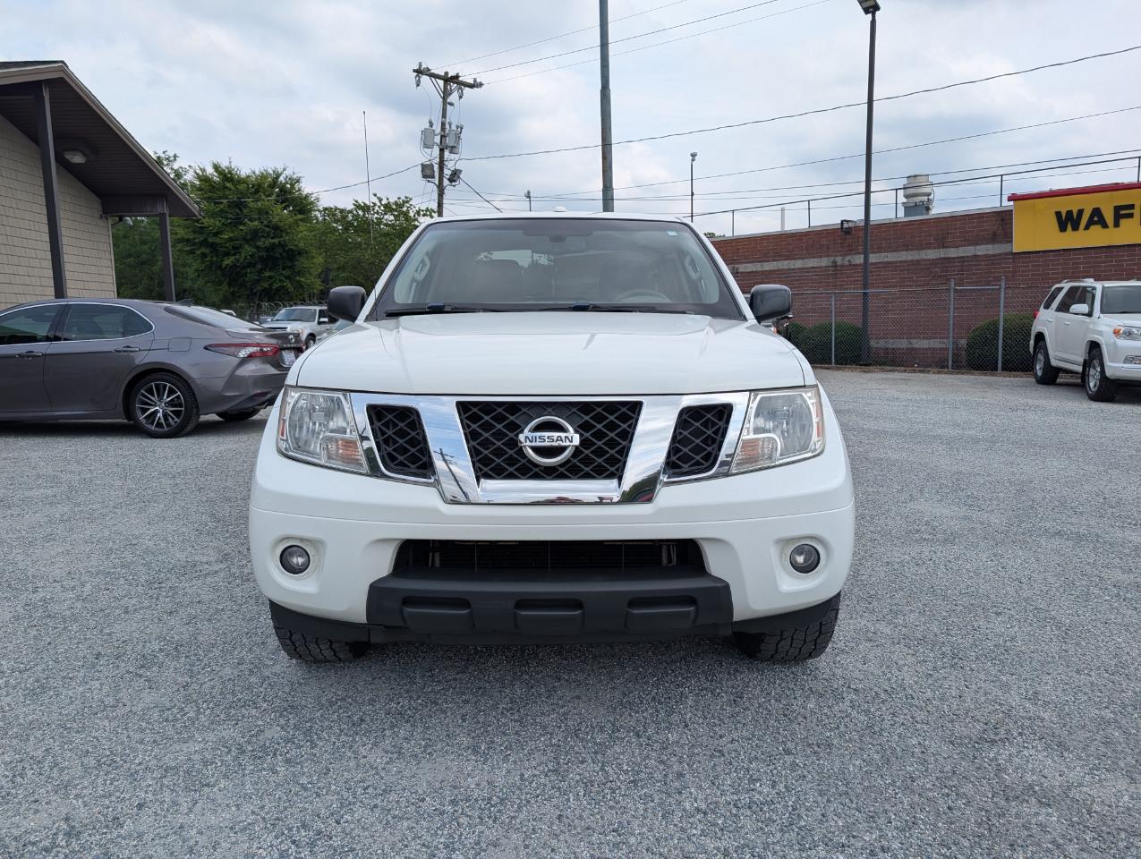 Nissan Frontier  2013