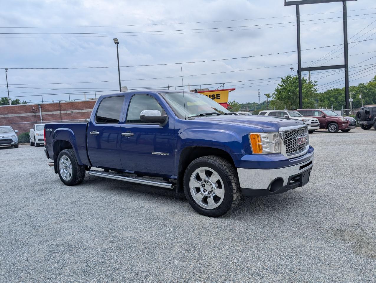 GMC Sierra 1500 SLT Crew Cab 4WD 2010