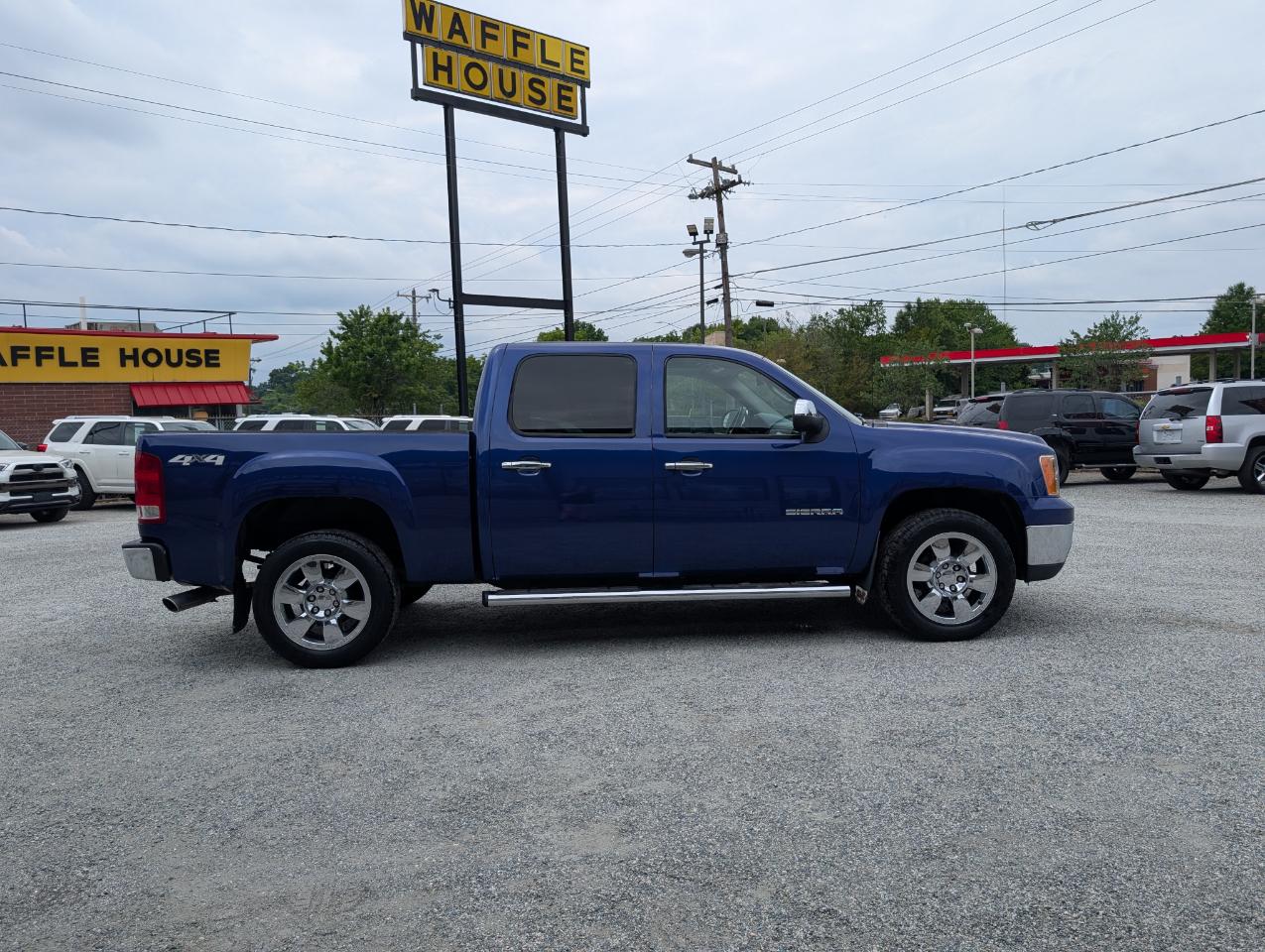 GMC Sierra 1500 SLT Crew Cab 4WD 2010