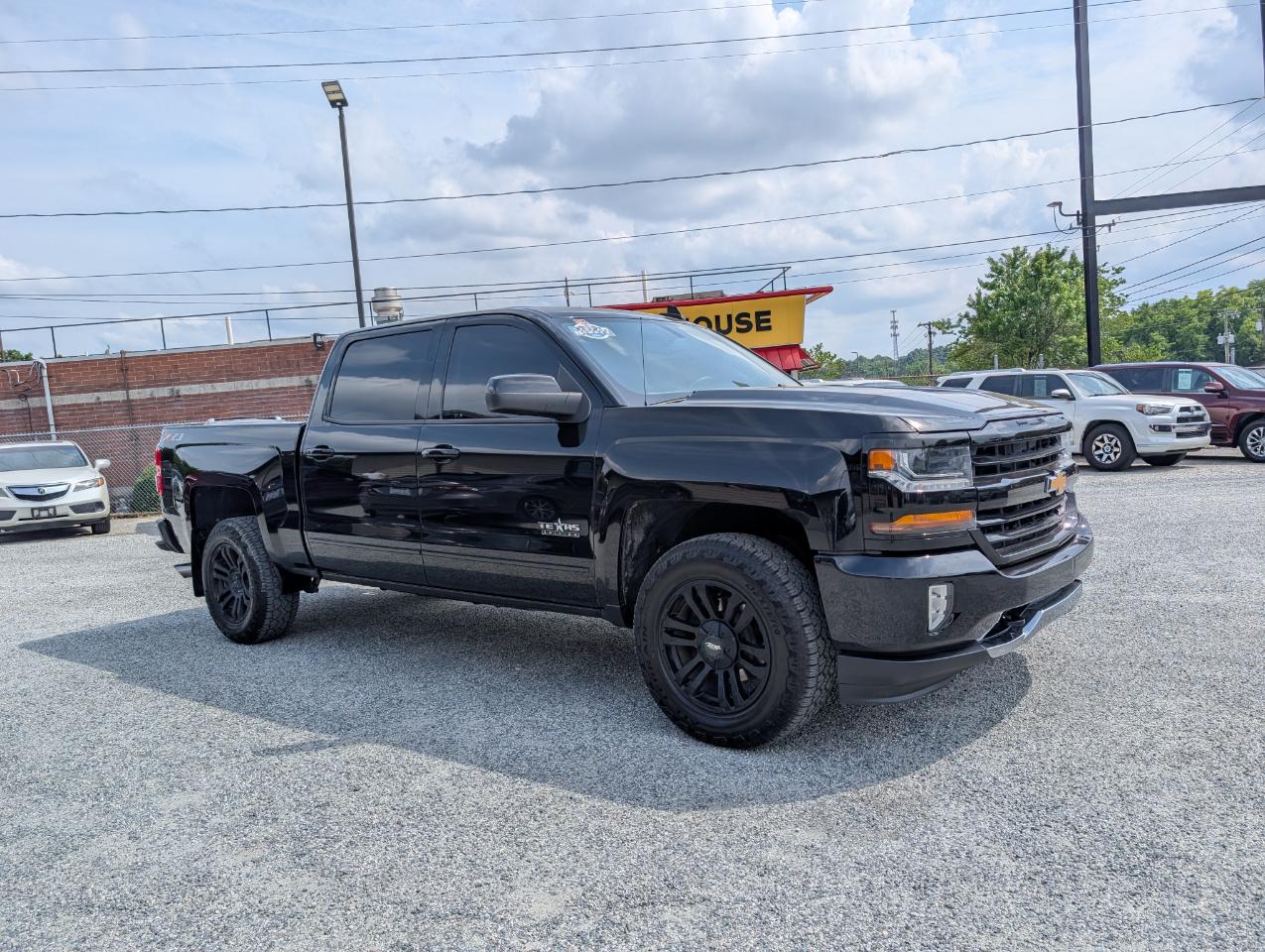 Chevrolet Silverado 1500 Z71 Crew Cab 4WD 2018