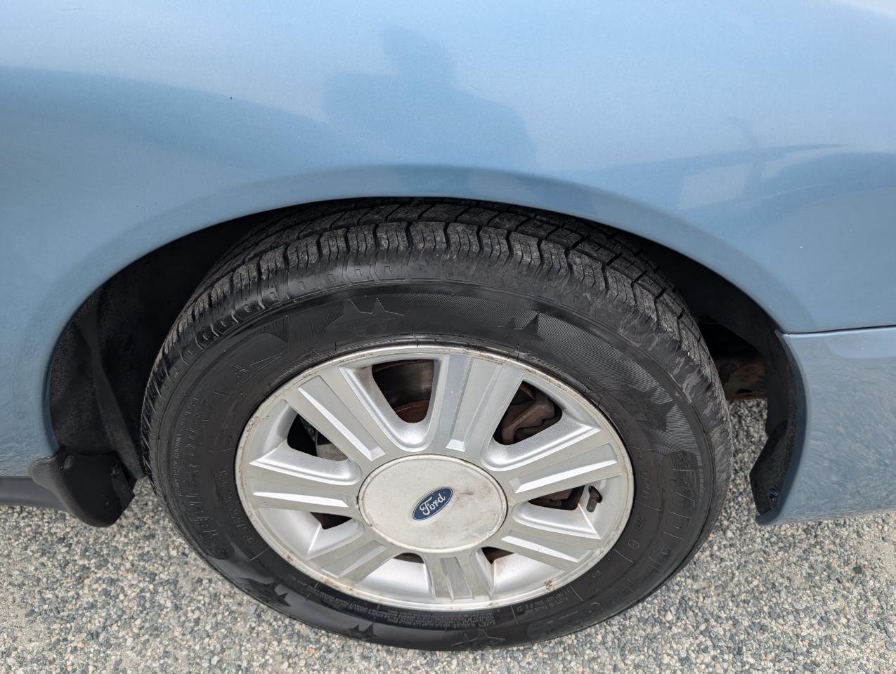 Ford Taurus SEL 2006