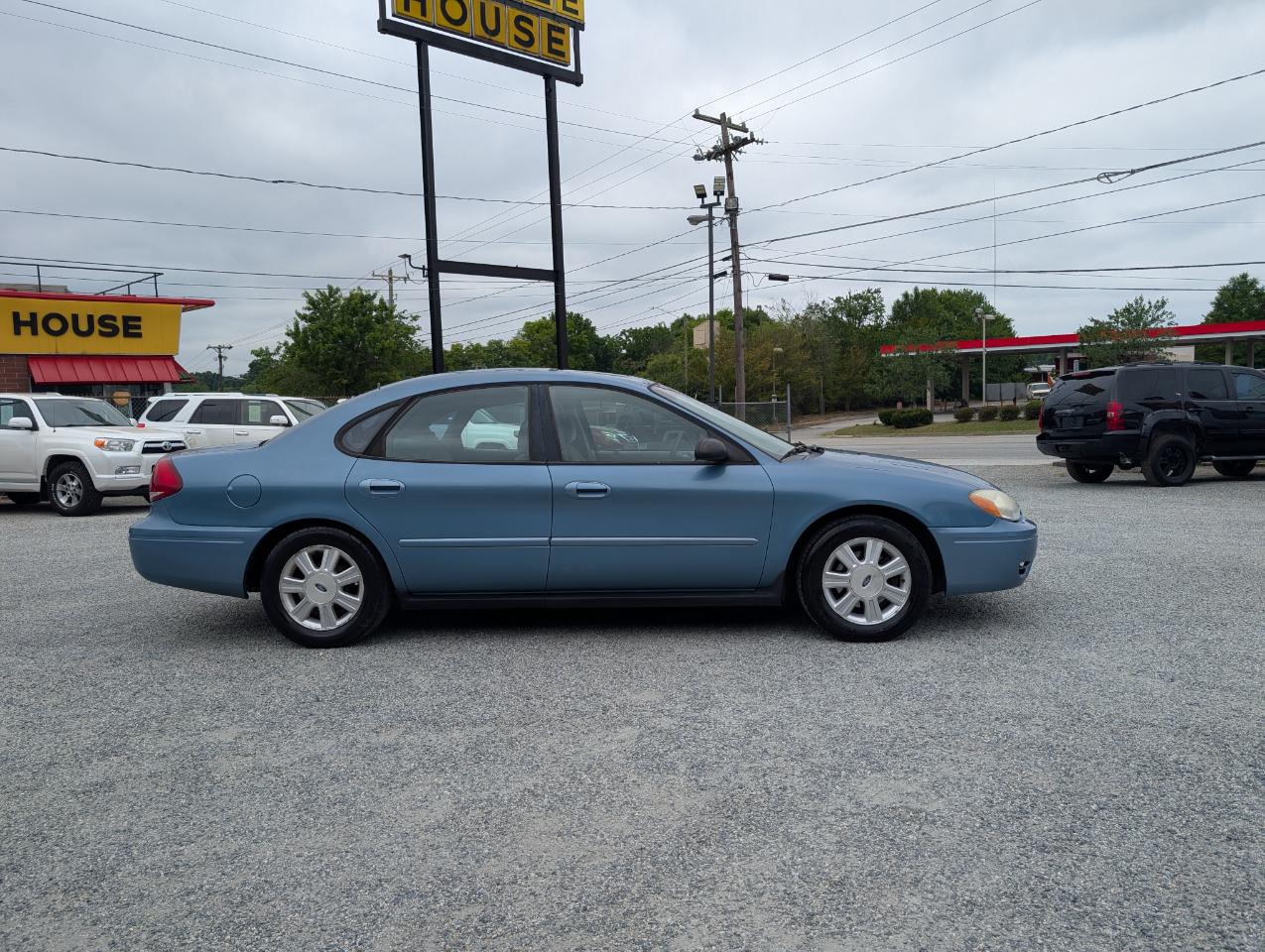 Ford Taurus SEL 2006