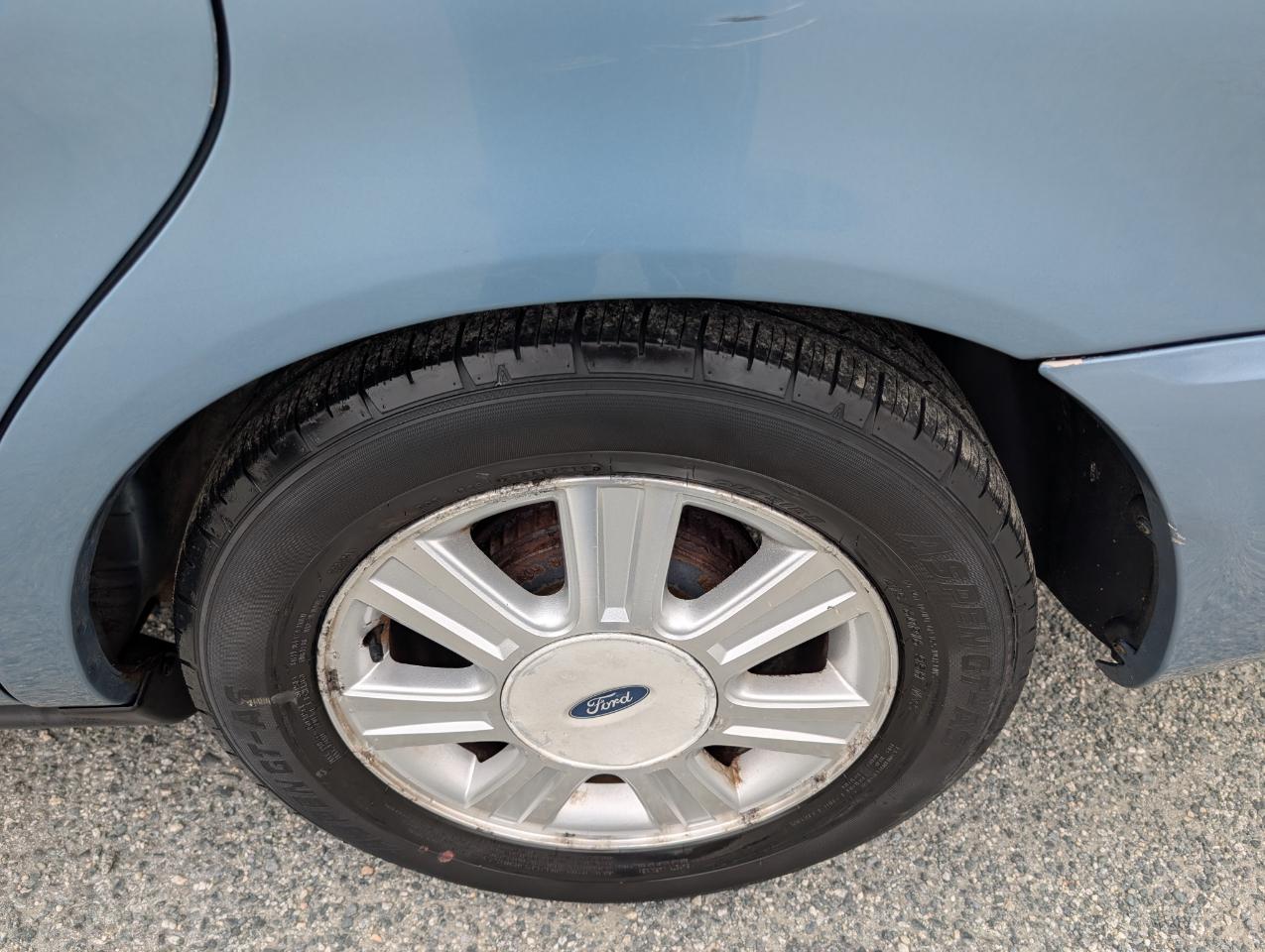 Ford Taurus SEL 2006