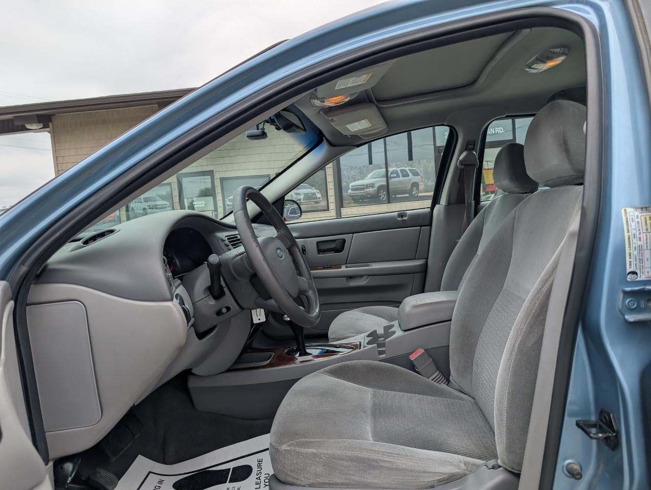 Ford Taurus SEL 2006