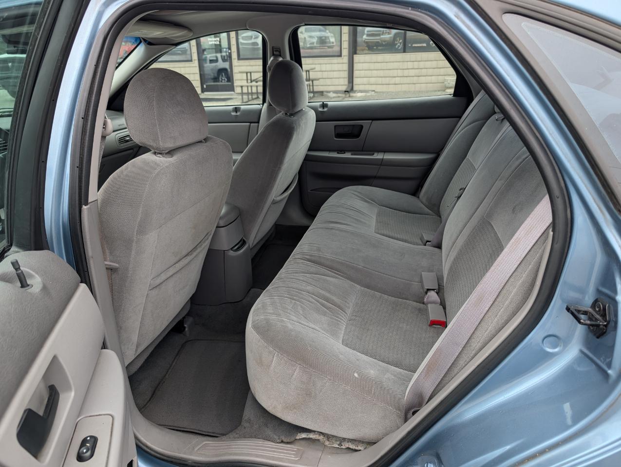 Ford Taurus SEL 2006