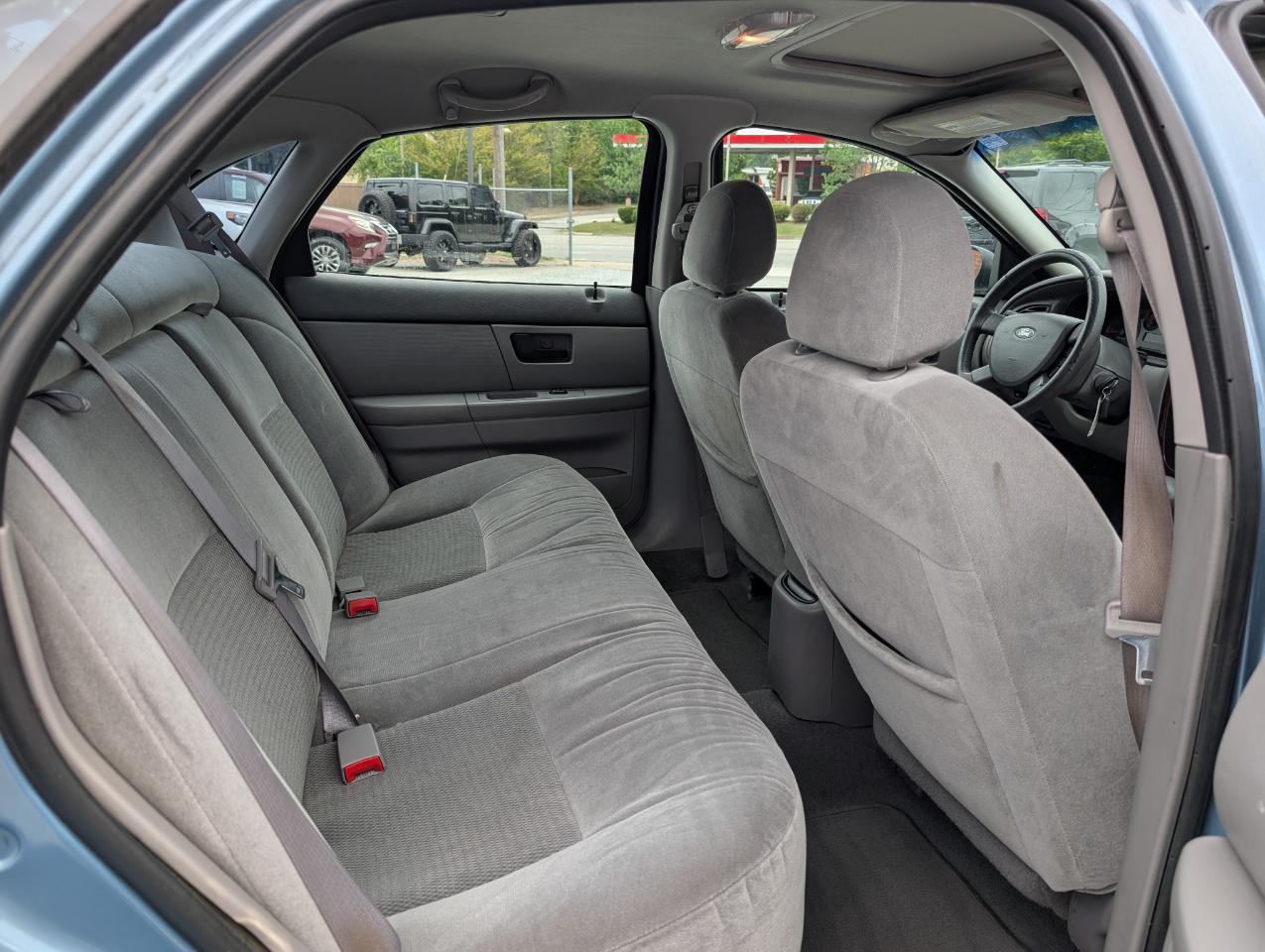 Ford Taurus SEL 2006