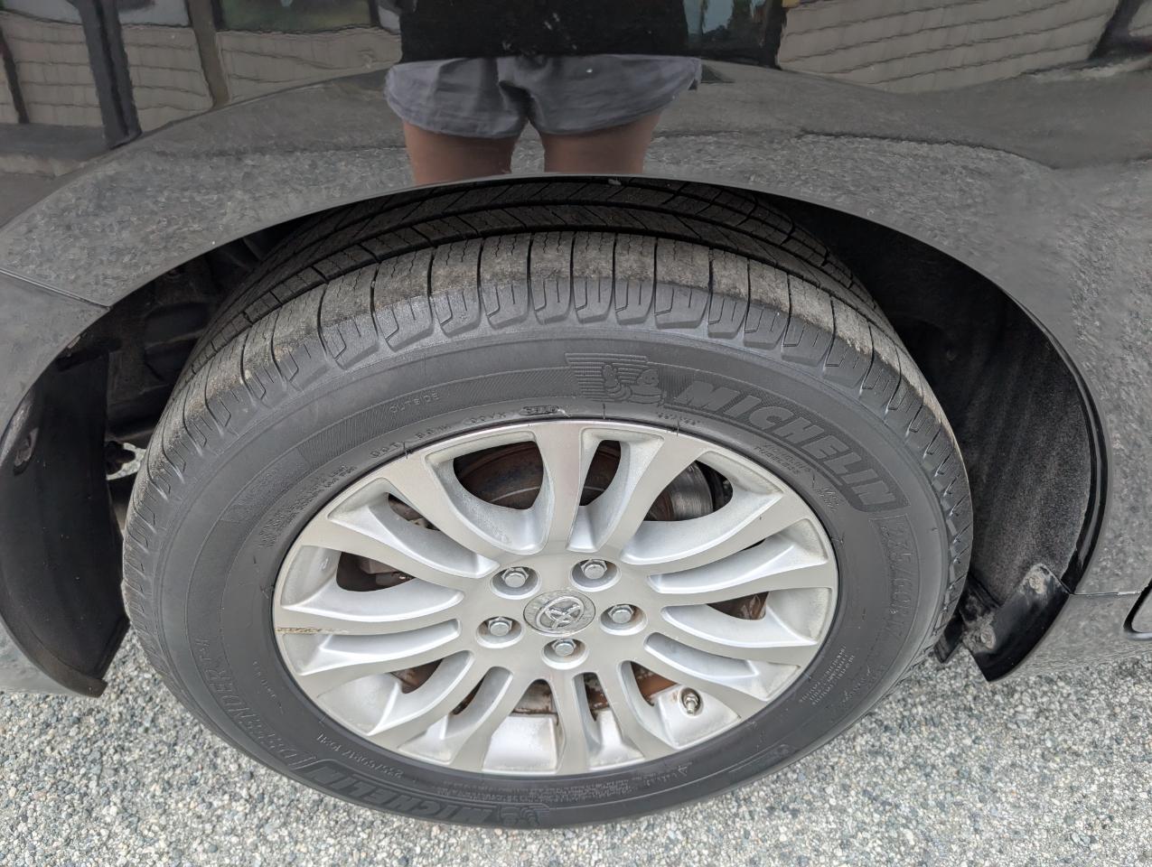 Toyota Sienna  2011